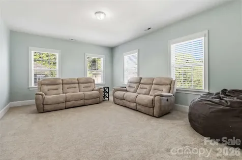 6526 Saint John Lane Charlotte NC 28210