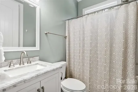 6526 Saint John Lane Charlotte NC 28210