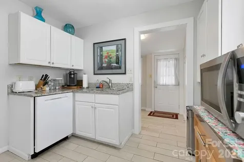 36 S Oaklawn Avenue Brevard NC 28712