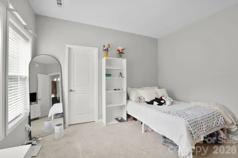 127 Cairens Ridge Drive Mills River NC 28759