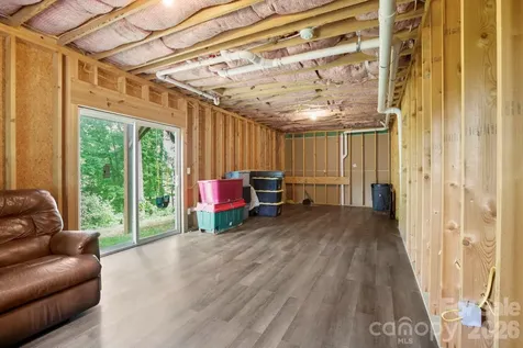 127 Cairens Ridge Drive Mills River NC 28759