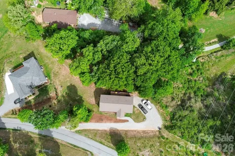 127 Cairens Ridge Drive Mills River NC 28759