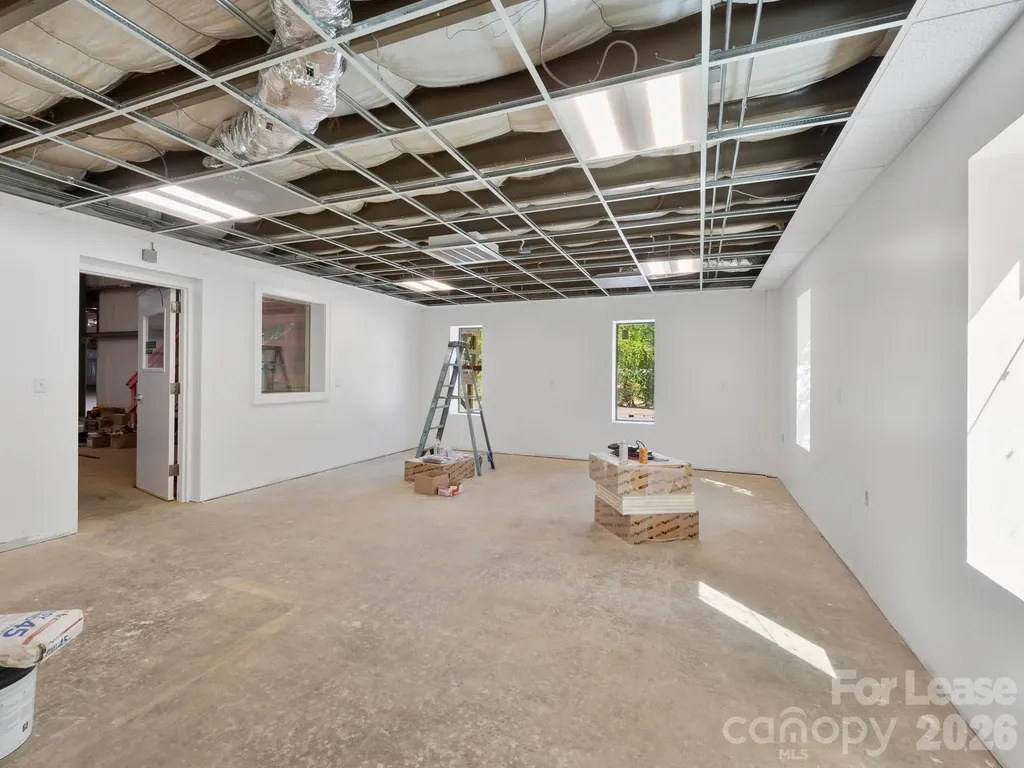 93 Thompson Street Asheville NC 28803