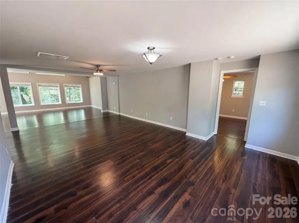 1322 Carolyn Drive Charlotte NC 28205
