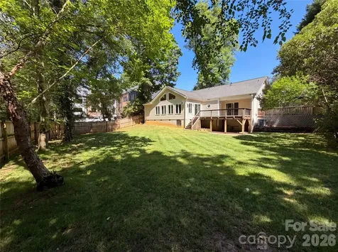 1322 Carolyn Drive Charlotte NC 28205