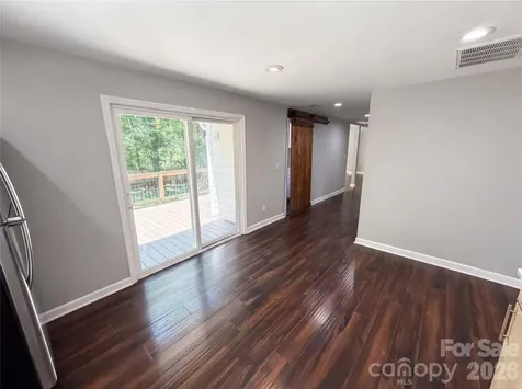 1322 Carolyn Drive Charlotte NC 28205
