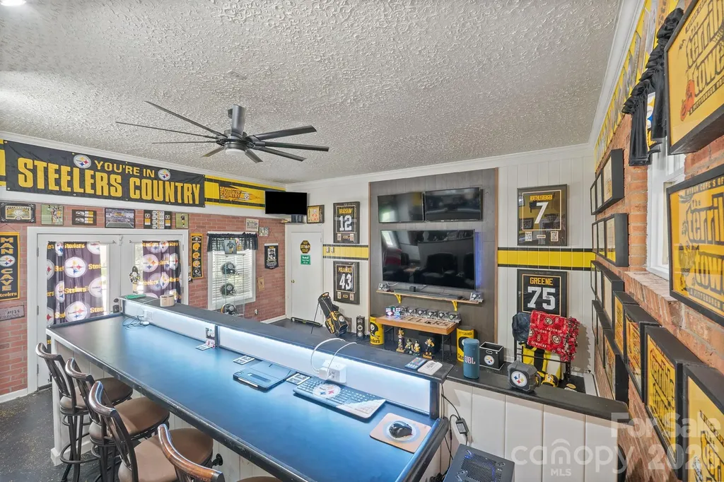435 W Central Avenue Mount Holly NC 28120