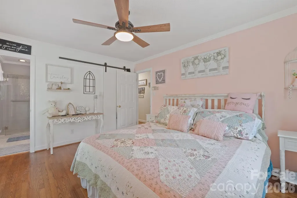 435 W Central Avenue Mount Holly NC 28120