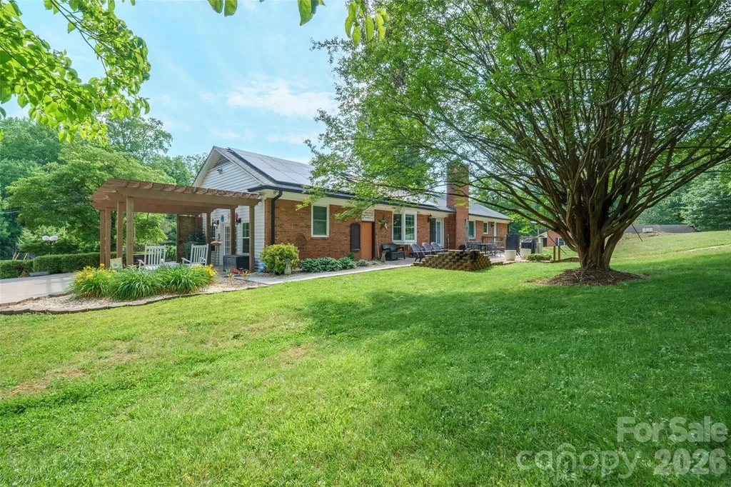 435 W Central Avenue Mount Holly NC 28120