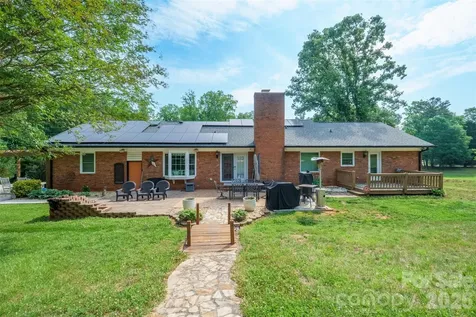 435 W Central Avenue Mount Holly NC 28120