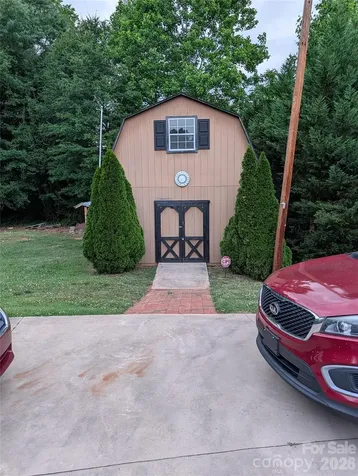 435 W Central Avenue Mount Holly NC 28120