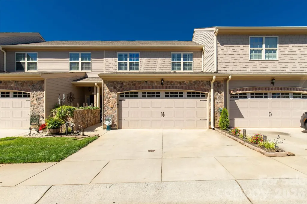 1108 Stuarts Landing Drive Cramerton NC 28032