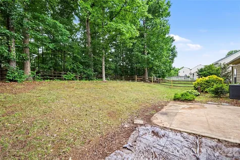 10312 Fairbourne Court Charlotte NC 28269