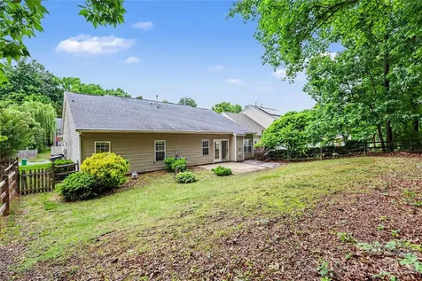 10312 Fairbourne Court Charlotte NC 28269