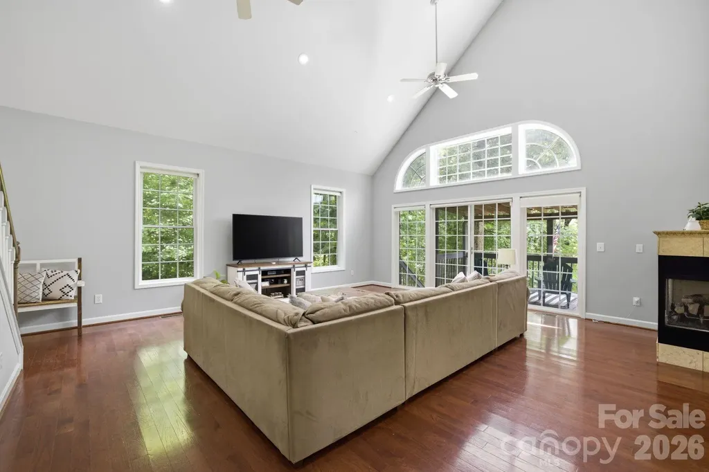 424 Mountain Harbor Drive Lexington NC 27292