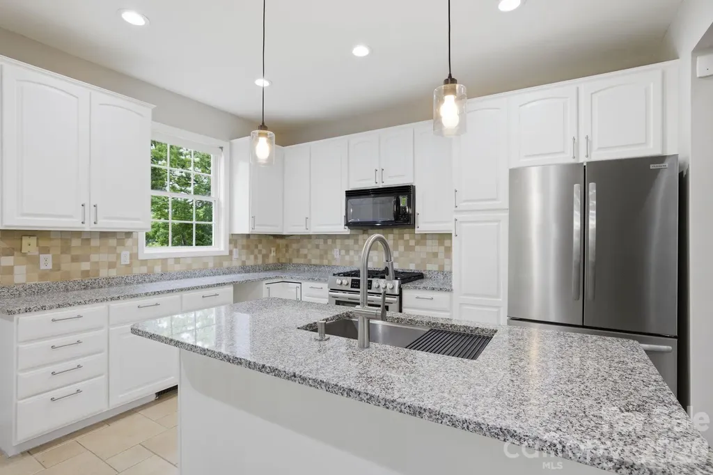 424 Mountain Harbor Drive Lexington NC 27292
