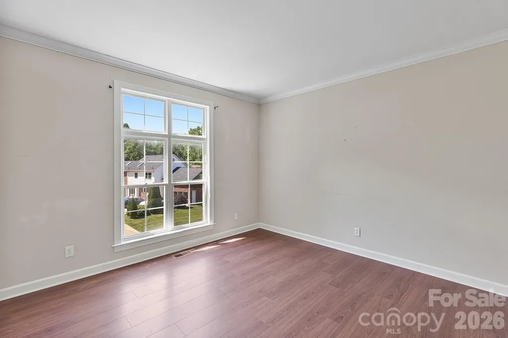 9111 Brocklehurst Lane Charlotte NC 28215