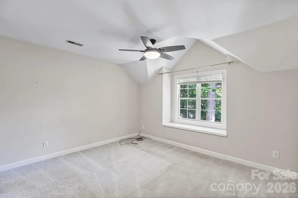 9111 Brocklehurst Lane Charlotte NC 28215