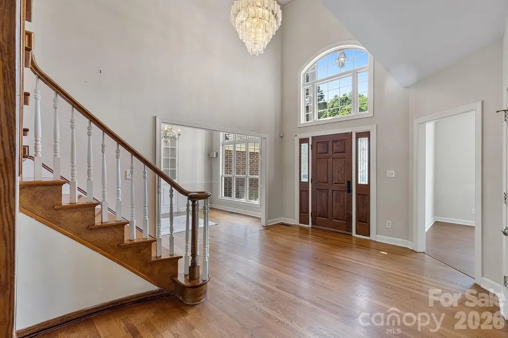 9111 Brocklehurst Lane Charlotte NC 28215