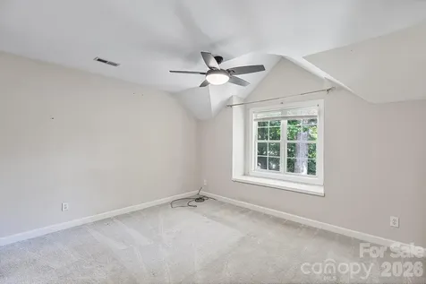 9111 Brocklehurst Lane Charlotte NC 28215