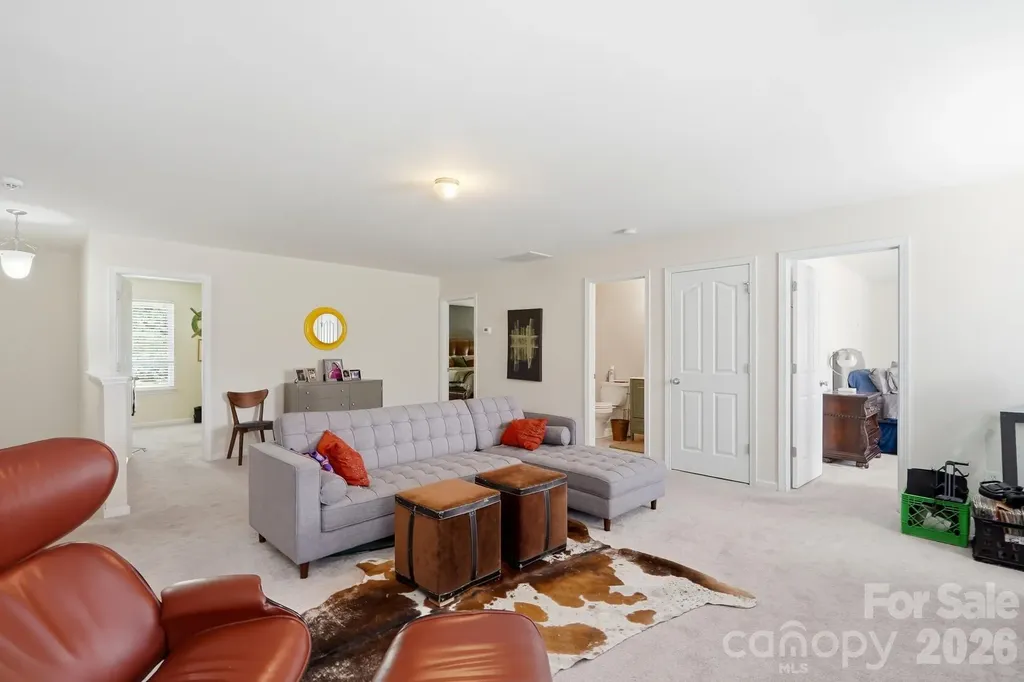 8619 Earthenware Drive Charlotte NC 28269