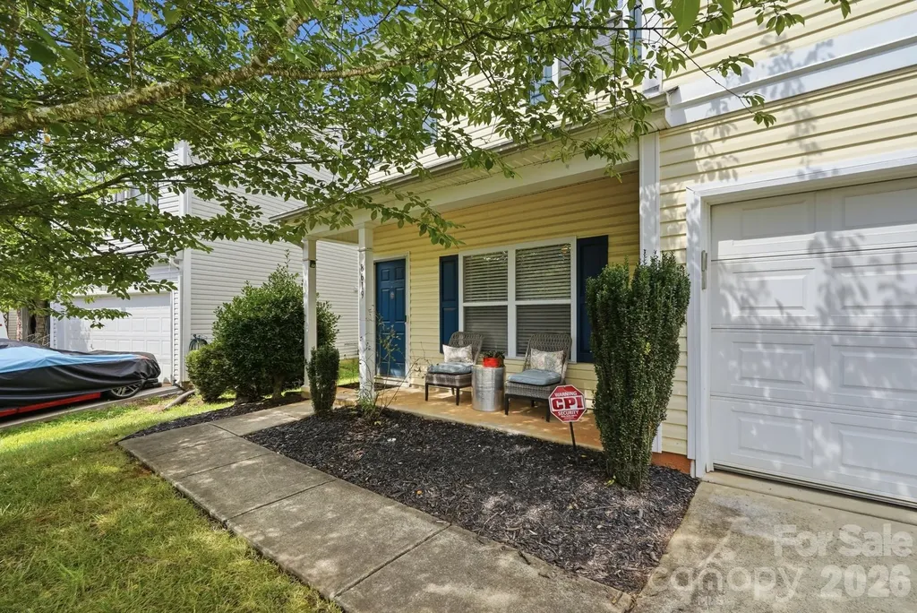 8619 Earthenware Drive Charlotte NC 28269