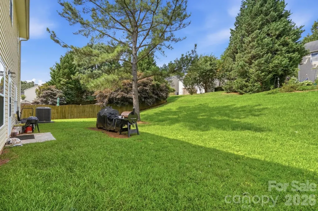 8619 Earthenware Drive Charlotte NC 28269