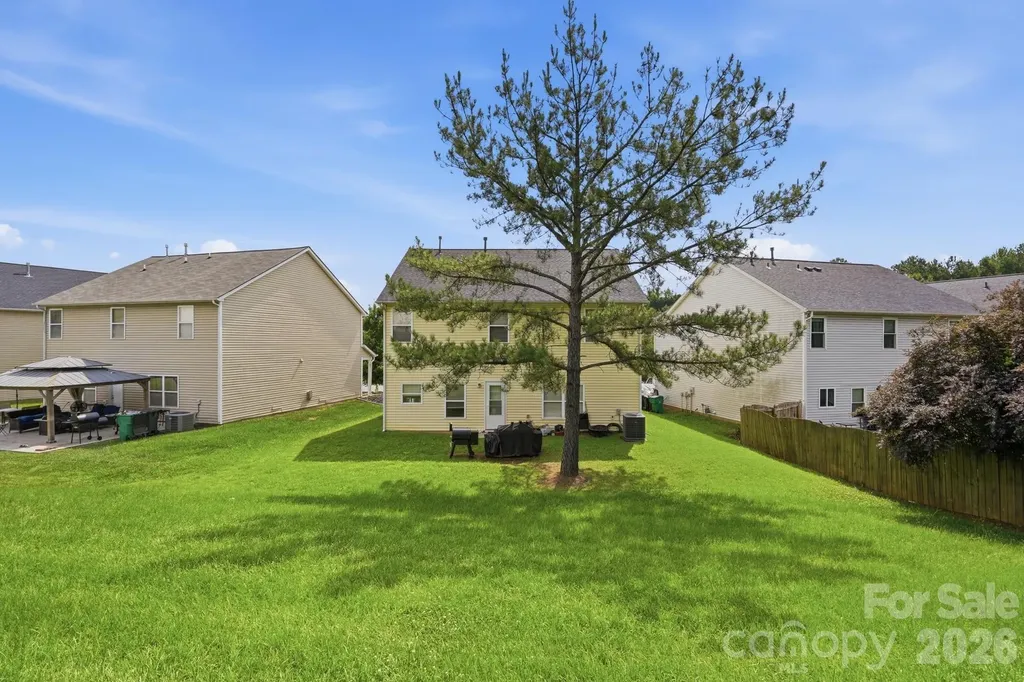 8619 Earthenware Drive Charlotte NC 28269