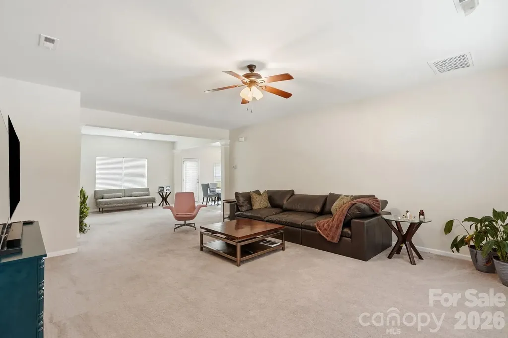 8619 Earthenware Drive Charlotte NC 28269