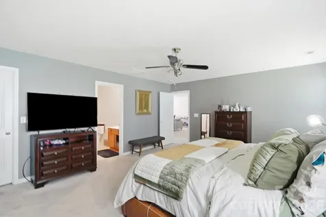 8619 Earthenware Drive Charlotte NC 28269