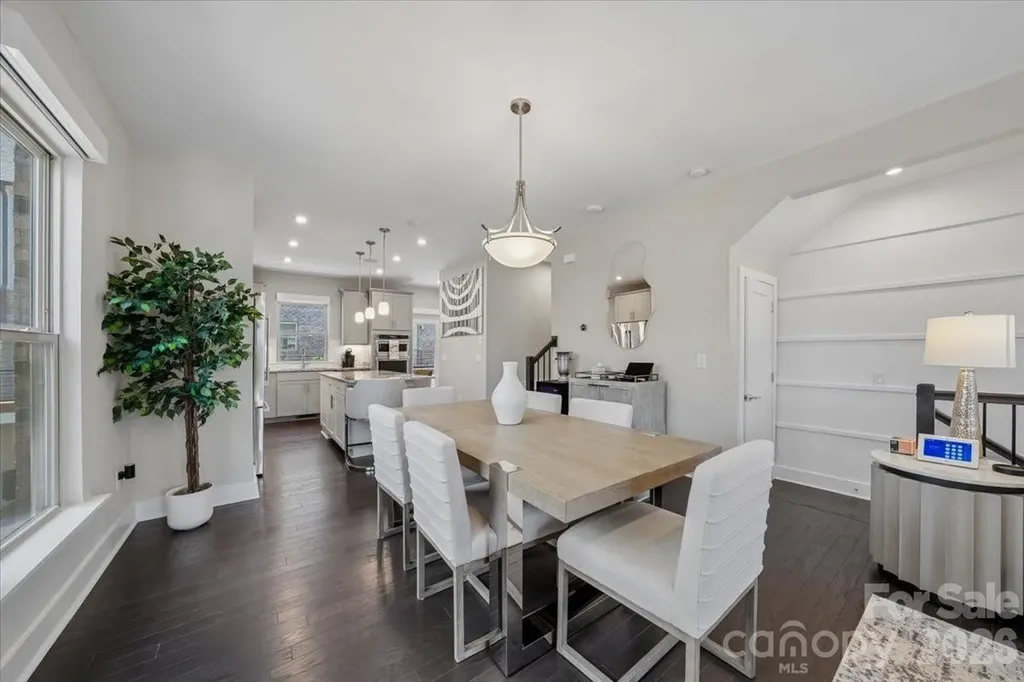 12057 Brooklyn Avenue Charlotte NC 28204