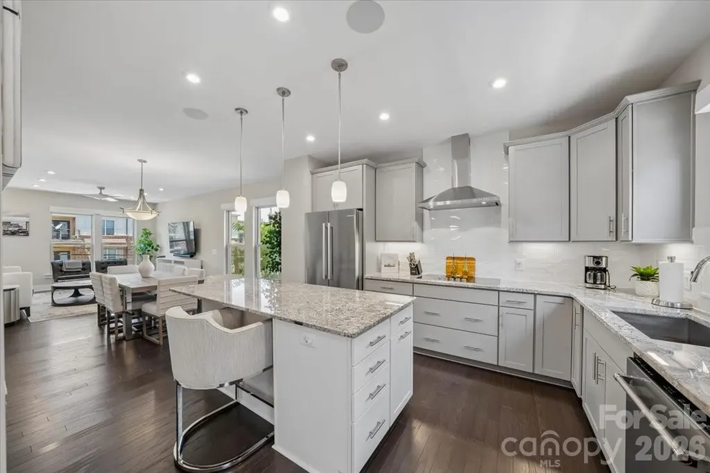 12057 Brooklyn Avenue Charlotte NC 28204
