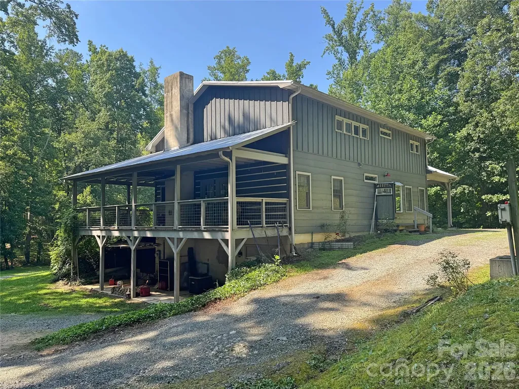 584 Clear Spring Trail Nebo NC 28761