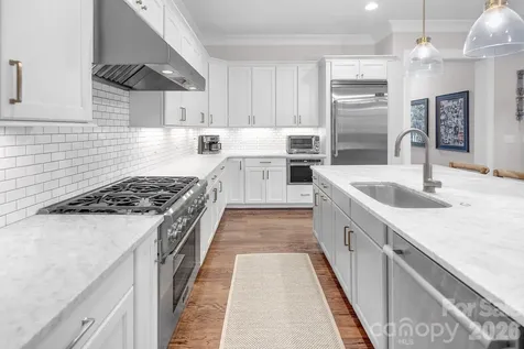520 Hillside Avenue Charlotte NC 28209