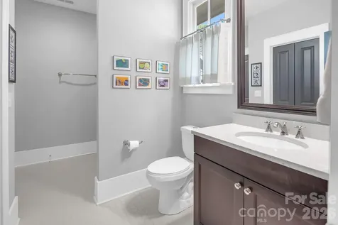520 Hillside Avenue Charlotte NC 28209