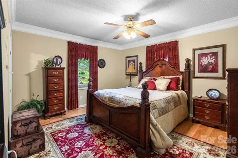 116 Live Oak Avenue Belmont NC 28012