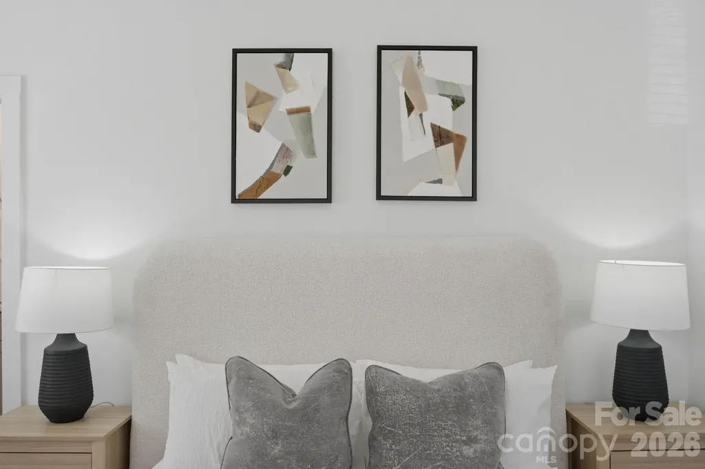 203 Grandin Road Charlotte NC 28208