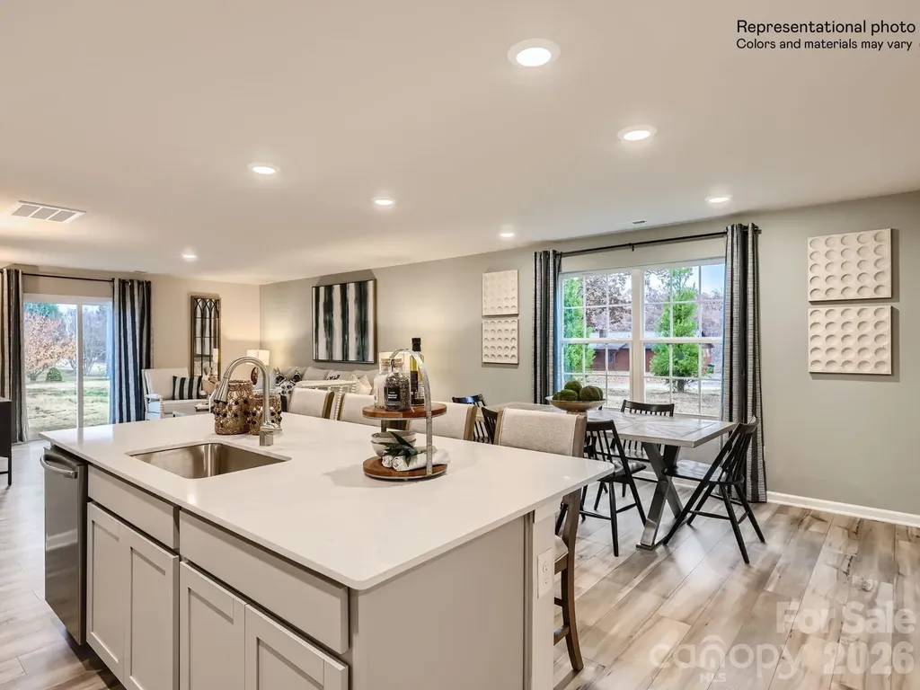 152 Spotted Way Troutman NC 28166