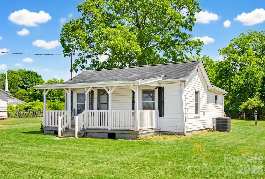 1627 Warren Avenue Gastonia NC 28054