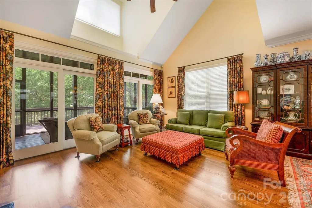 50 Meadow Village Lane Asheville NC 28803