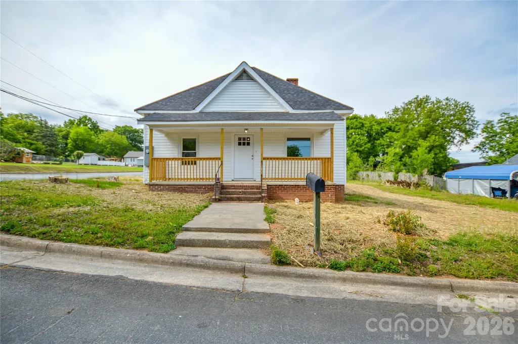 730 W Oakwood Avenue Albemarle NC 28001
