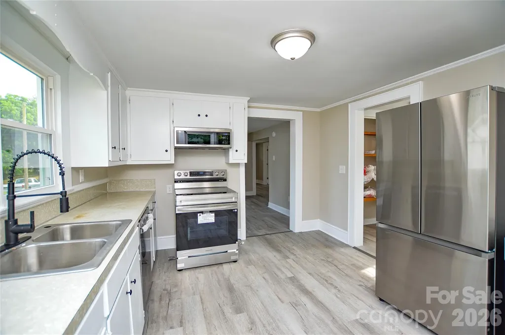 730 W Oakwood Avenue Albemarle NC 28001