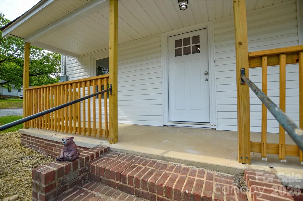 730 W Oakwood Avenue Albemarle NC 28001