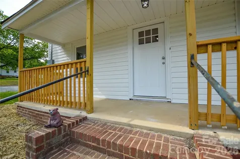 730 W Oakwood Avenue Albemarle NC 28001