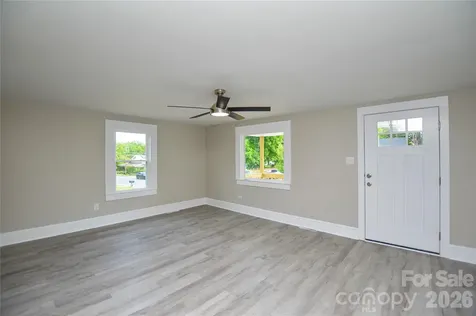 730 W Oakwood Avenue Albemarle NC 28001