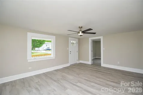 730 W Oakwood Avenue Albemarle NC 28001