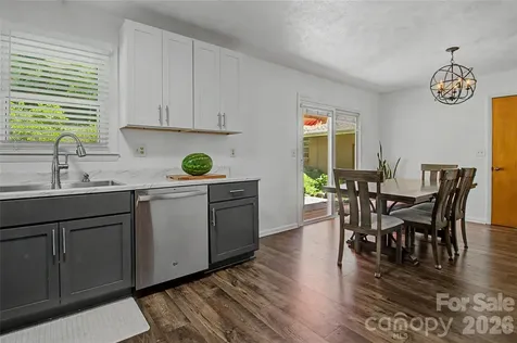155 Chestnut Place Arden NC 28704