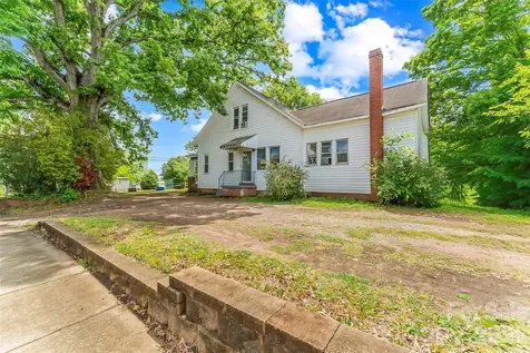137 12th Street NW Hickory NC 28601