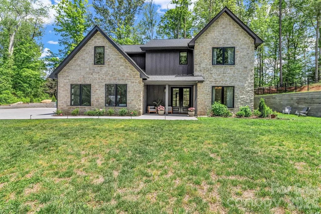 108 Poplar Green Way Asheville NC 28806