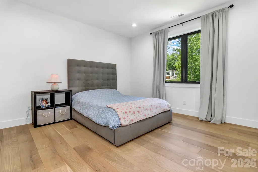 108 Poplar Green Way Asheville NC 28806